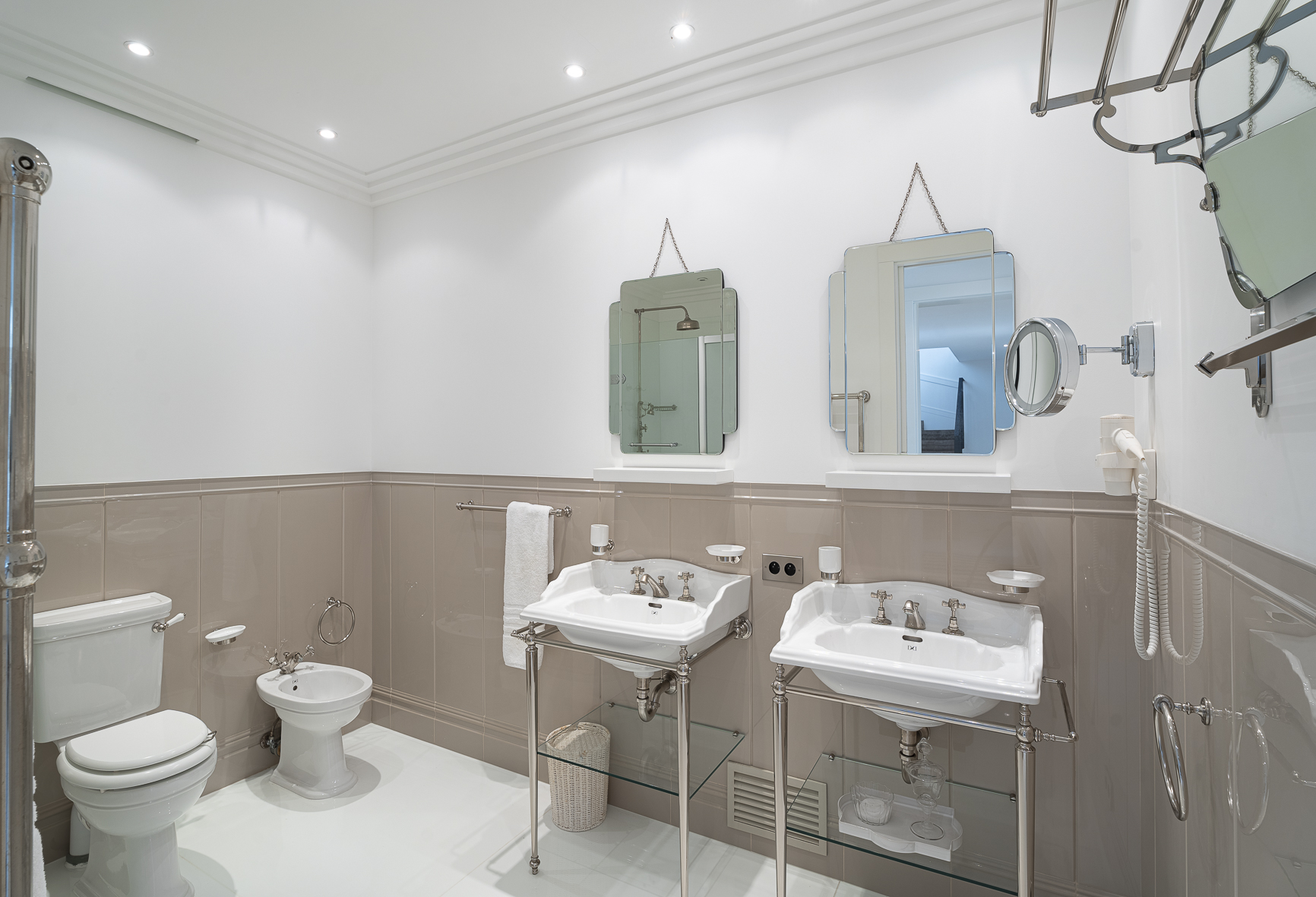 Waterfront Villa — photo 10